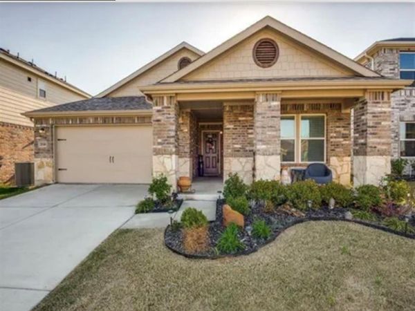 2616 Wesley Avenue , Aubrey, TX 76227
