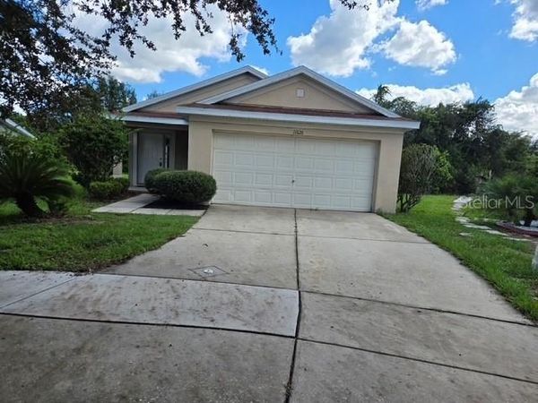 11626 HAMMOCKS GLADE DRIVE , RIVERVIEW, FL 33569