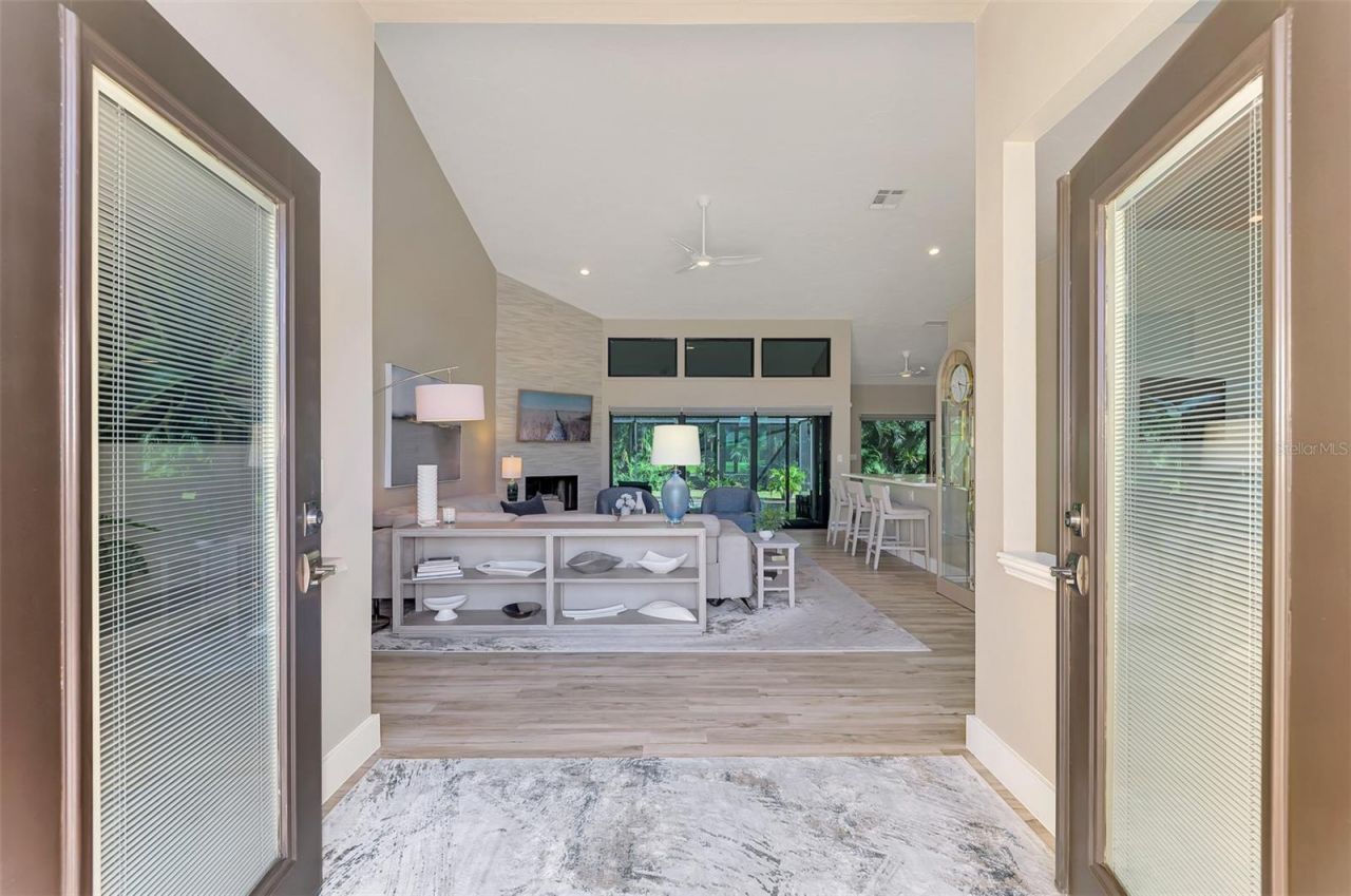 4735 White Tail Lane , Sarasota, FL 34238 Photo