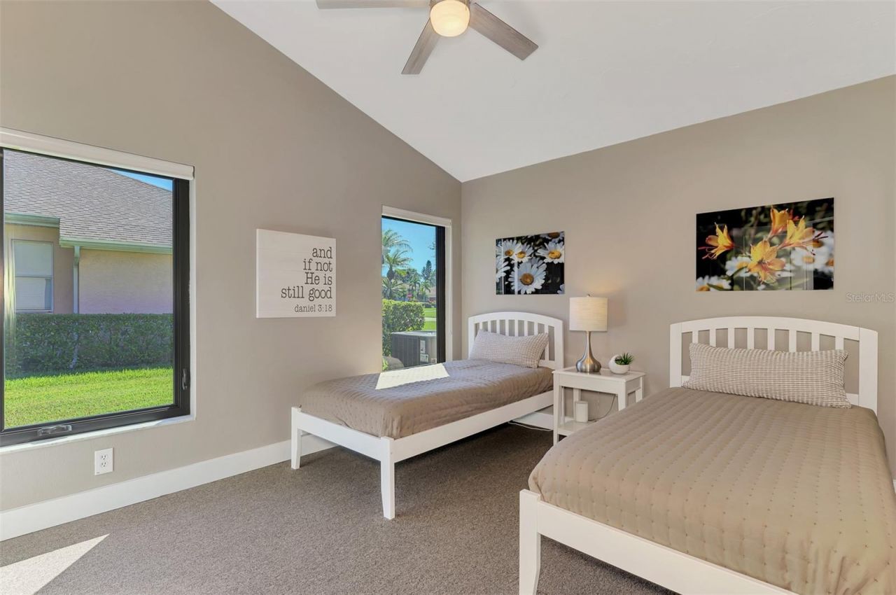 4735 White Tail Lane , Sarasota, FL 34238 Photo