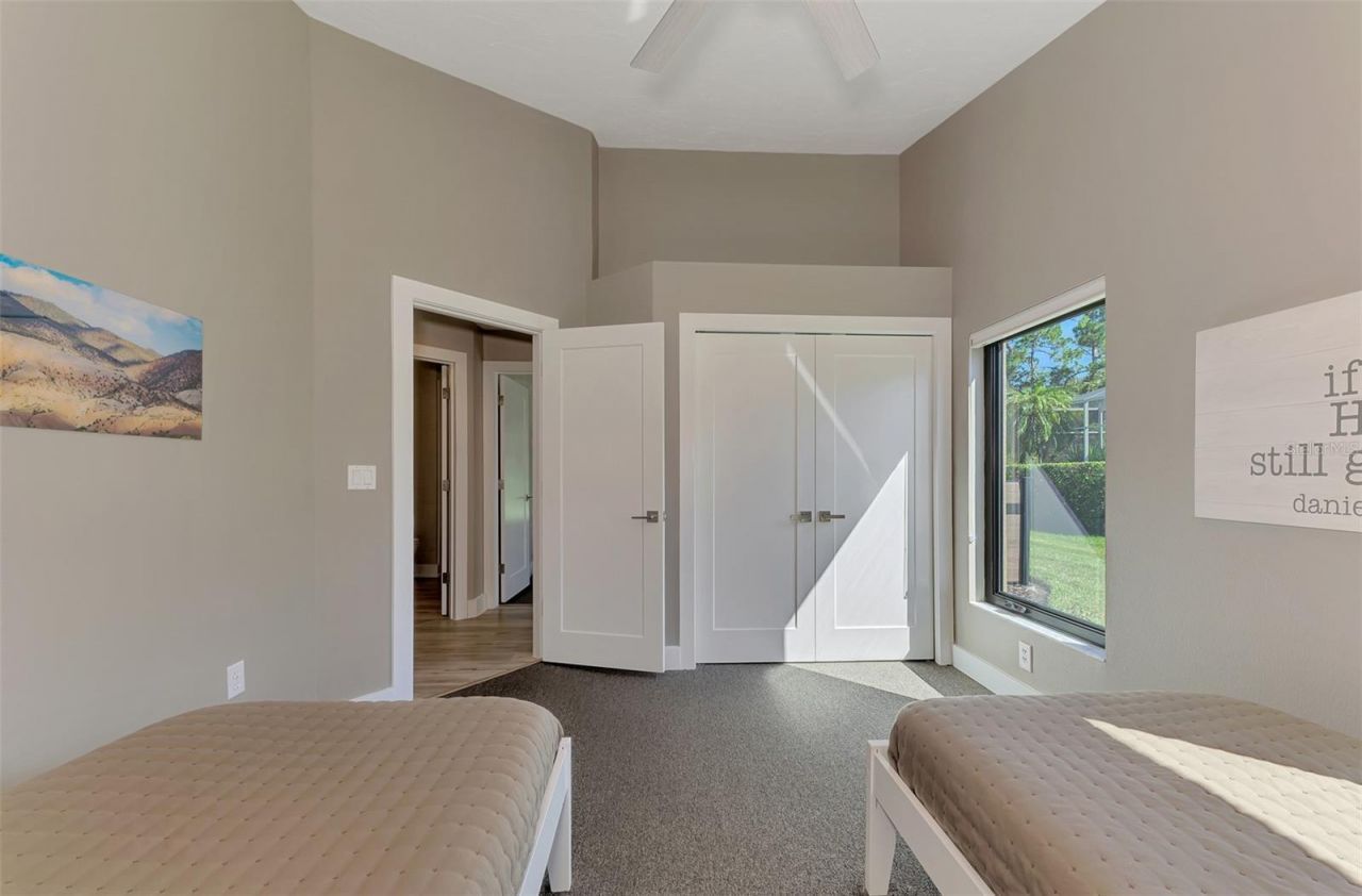 4735 White Tail Lane , Sarasota, FL 34238 Photo
