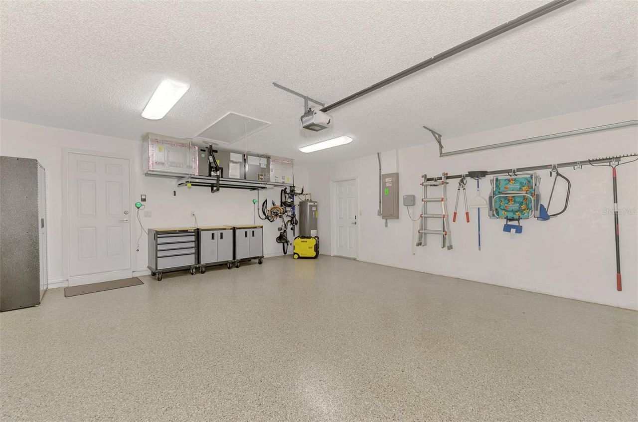 4735 White Tail Lane , Sarasota, FL 34238 Photo