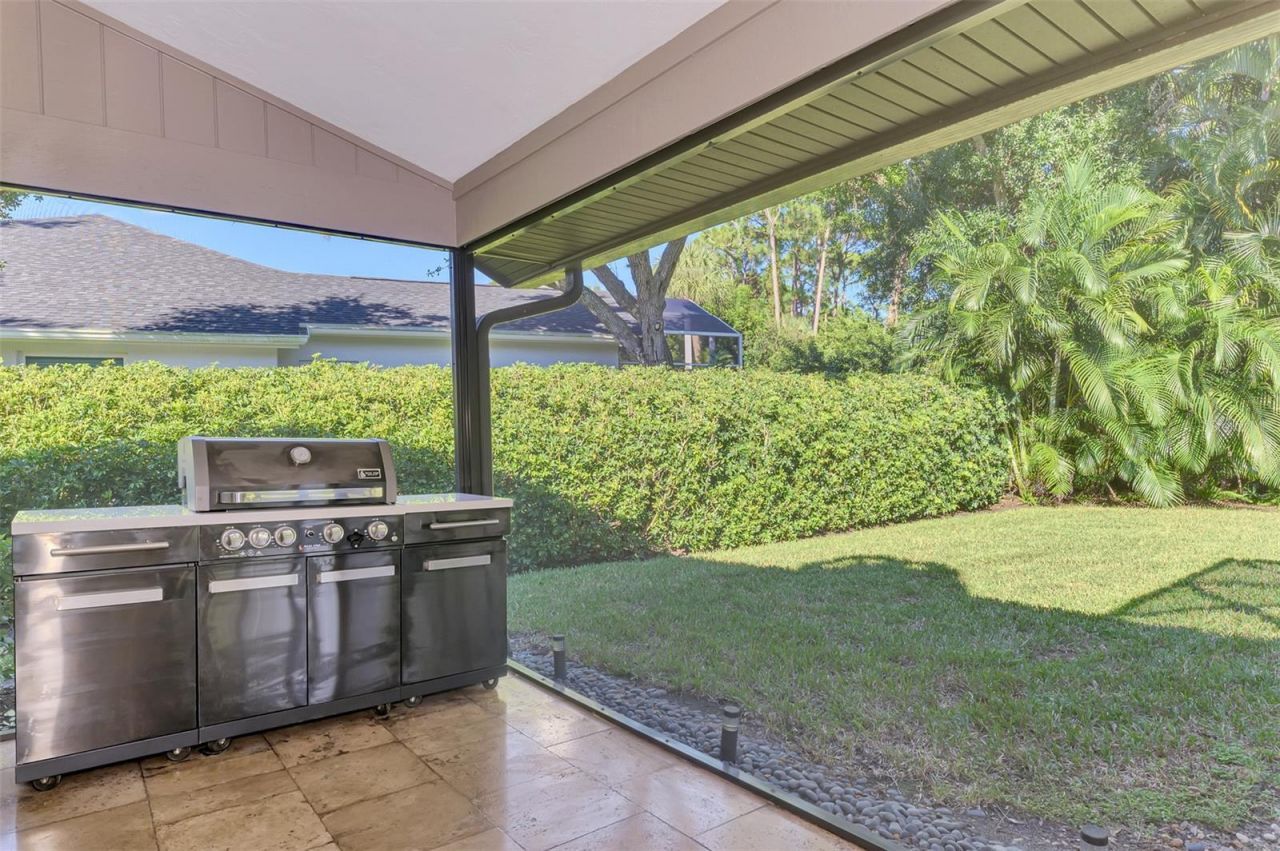 4735 White Tail Lane , Sarasota, FL 34238 Photo