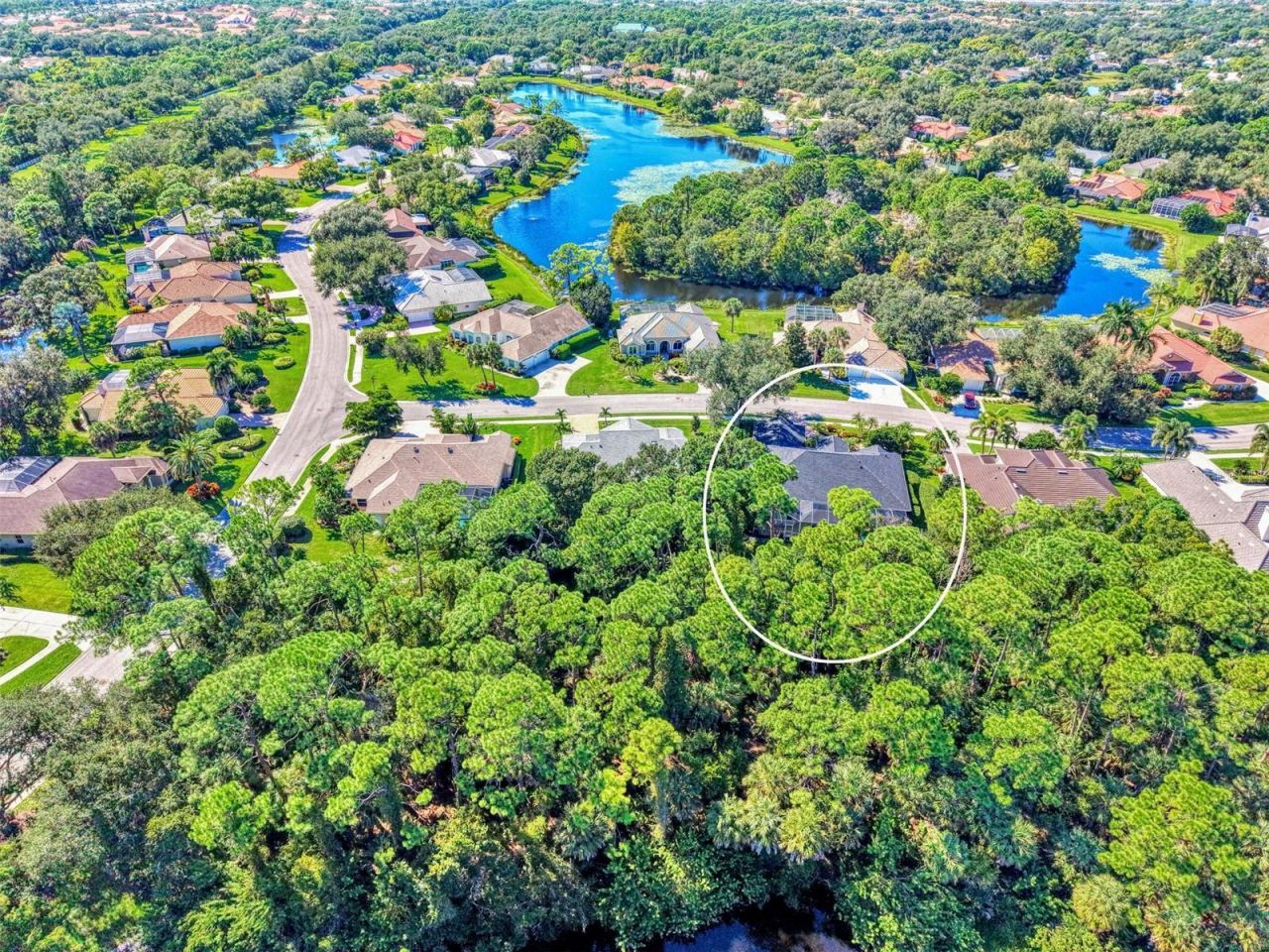 4735 White Tail Lane , Sarasota, FL 34238 Photo