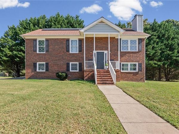 3801 Fig Leaf Court , Greensboro, NC 27406
