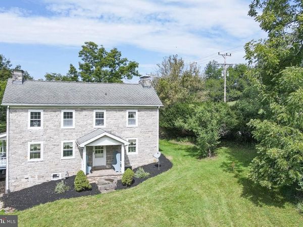 350 N MAIN STREET , PLEASANT GAP, PA 16823