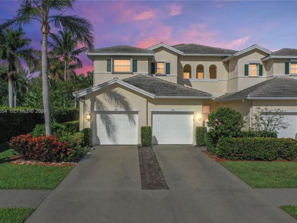 906 Southstar Dr , Unit 903, Fort Pierce, FL 34949