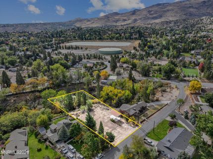 690 Hunter Place, Reno, NV 89519 Photo