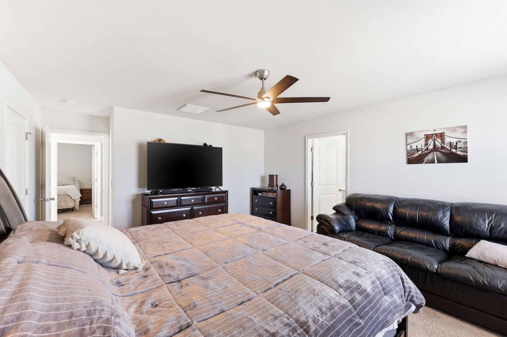 418 Eastern Pine Drive Photo 24