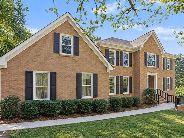 4857 Castlewood Drive SW, Lilburn, GA 30047