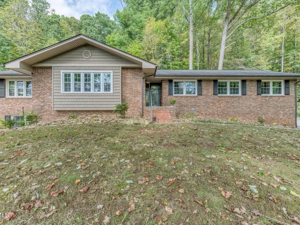 411 Rovan Drive, Johnson City, TN 37601