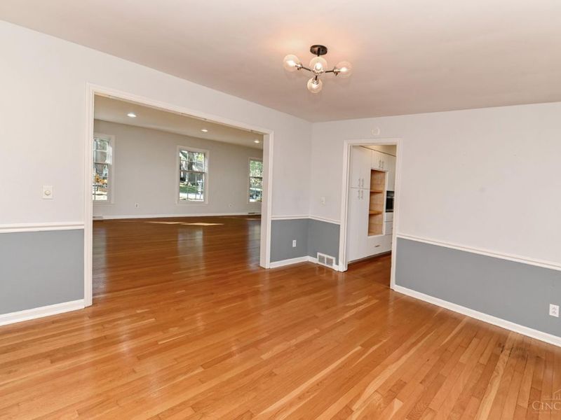 8740 Sturbridge Drive, Sycamore Township, OH 45236 Photo 14