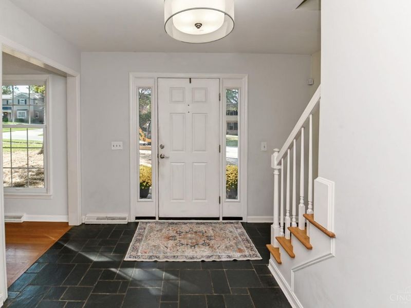 8740 Sturbridge Drive, Sycamore Township, OH 45236 Photo 2