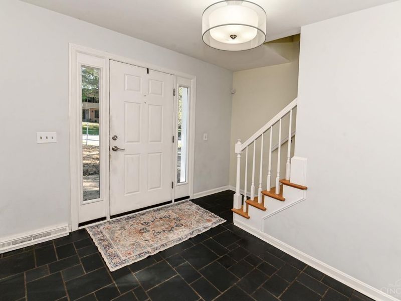 8740 Sturbridge Drive, Sycamore Township, OH 45236 Photo 3