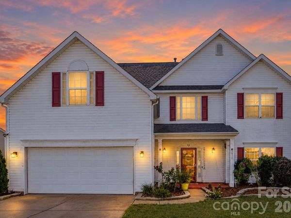 2872 Watercrest Drive NW, Concord, NC 28027