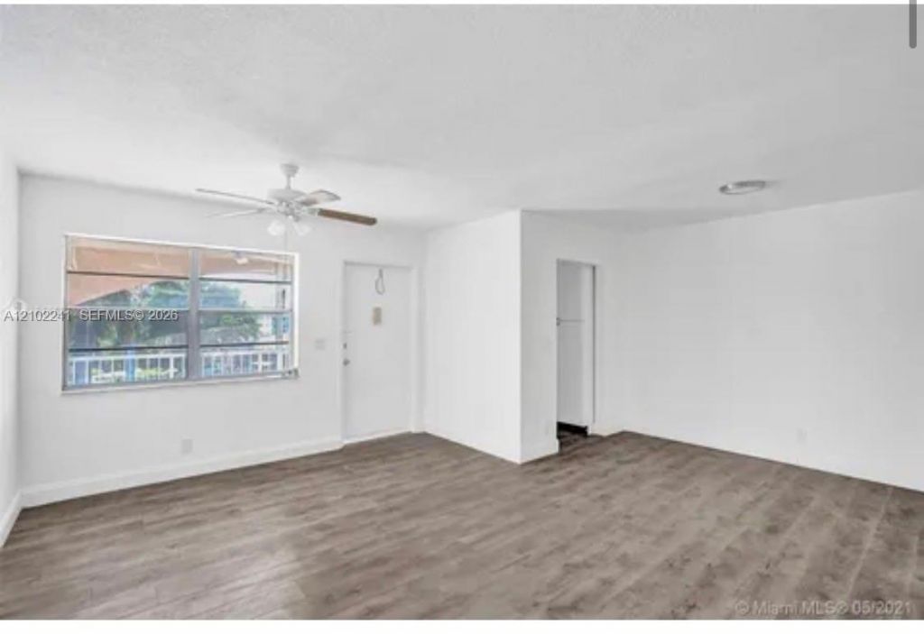 501 Blue Heron Dr , Unit 302-A, Hallandale Beach, FL 33009 Photo