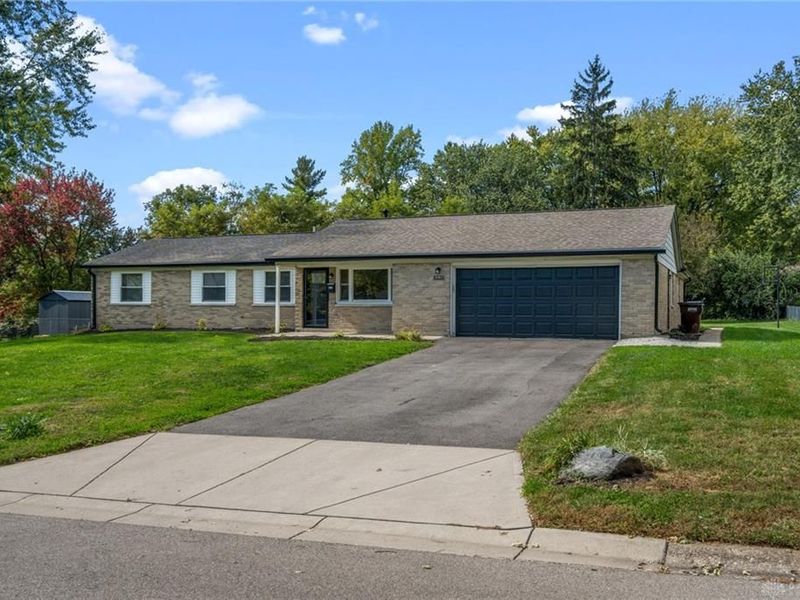 4536 Walbridge Trail, Beavercreek, OH 45430 Photo 3