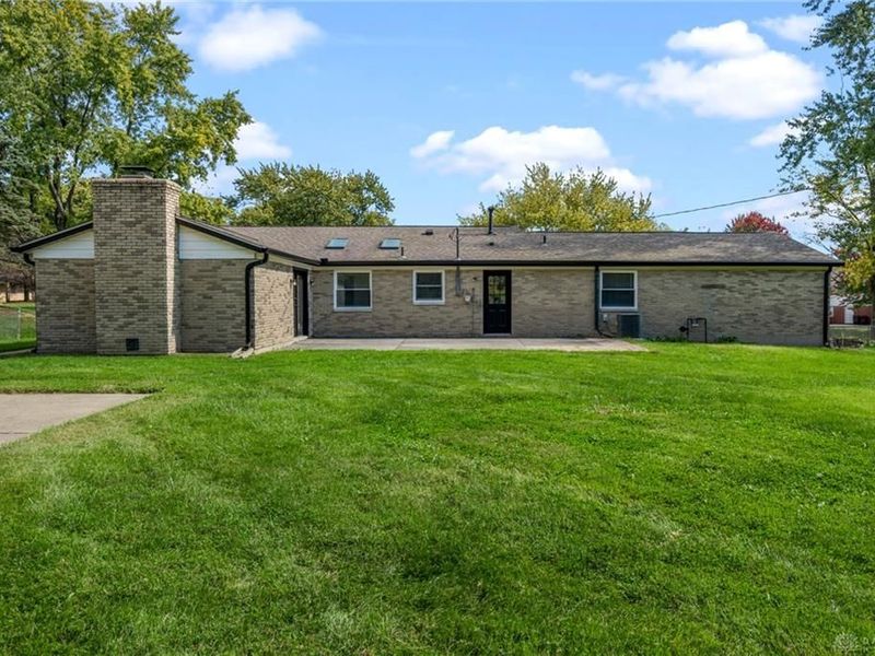 4536 Walbridge Trail, Beavercreek, OH 45430 Photo 6
