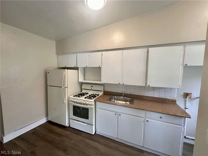 2356 Newton Street, Akron, OH 44305 Photo 5