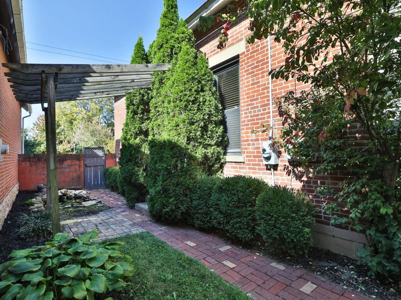 1358 S 4th Street, Columbus, OH 43201 Photo 2