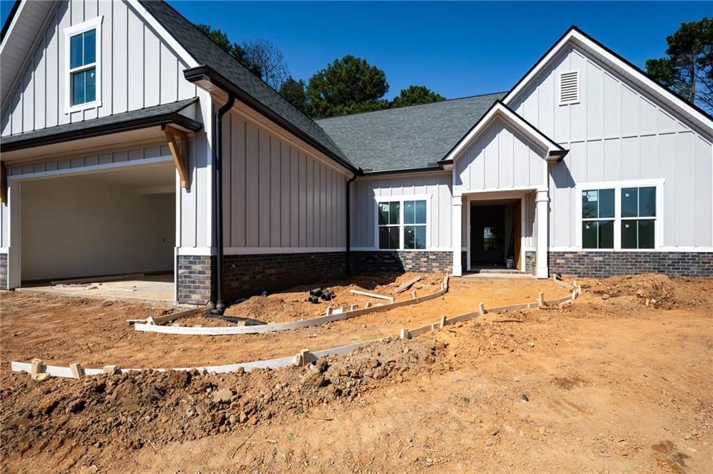 133 Oakhurst Terrace Ne, Calhoun, GA 30701 Main Photo