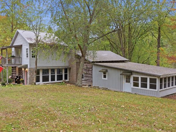 1967 Wilson Hollow Rd , Woodbury, TN 37190