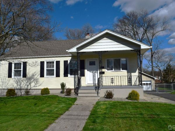 80 Dewey Avenue, Colonia, NJ 07067