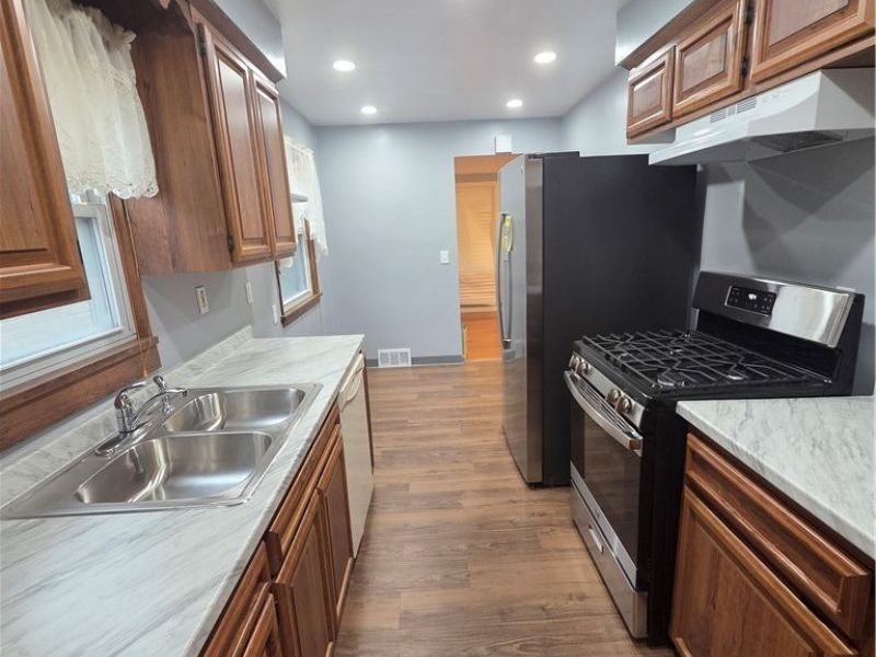 4153 E 186th Street, Cleveland, OH 44122 Photo 37