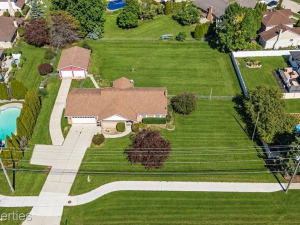 16185 24 MILE Road , Macomb Township, Mi 48042