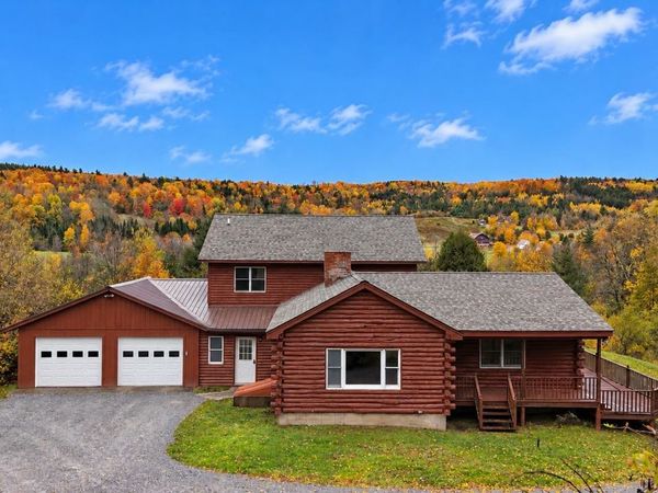 83 Bailey Lane, Glover, VT 05822