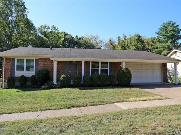 560 Running Creek Drive, Ballwin, MO 63021