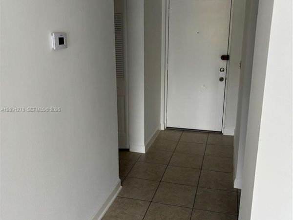 7900 N Camino Cir , Unit 308, Miami, FL 33143