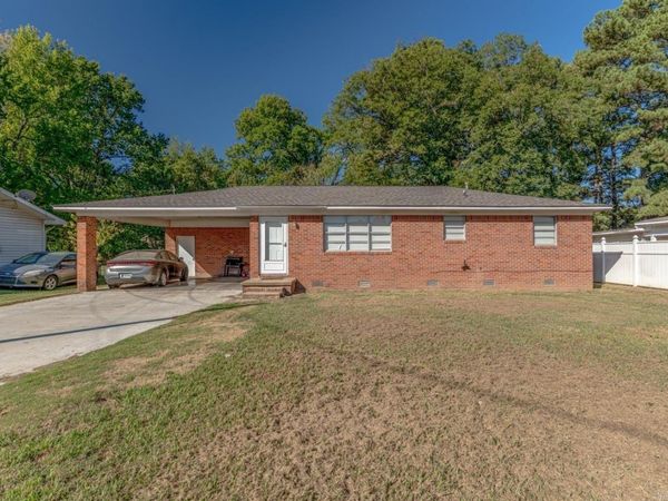 821 Hester St, Jonesboro, AR 72401
