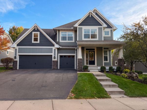 16891 E Lake Drive, Lakeville, MN 55044