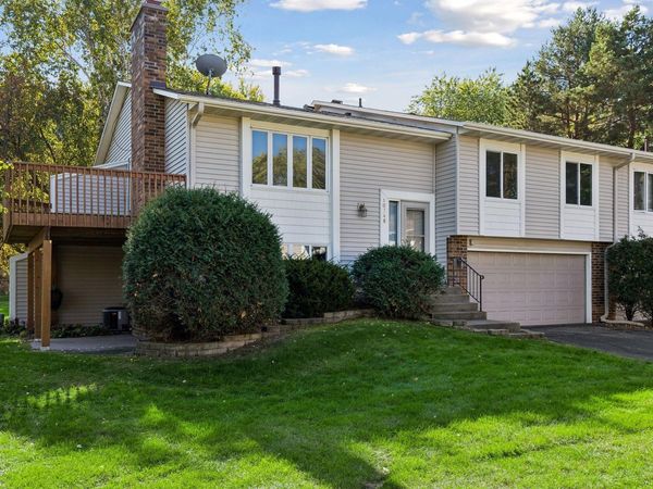 10348 Yorktown Lane N, Maple Grove, MN 55369
