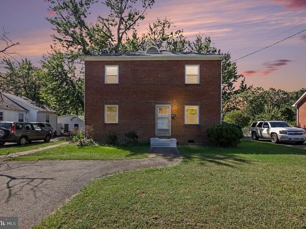 222 HILLCREST DRIVE, FREDERICKSBURG, VA 22401