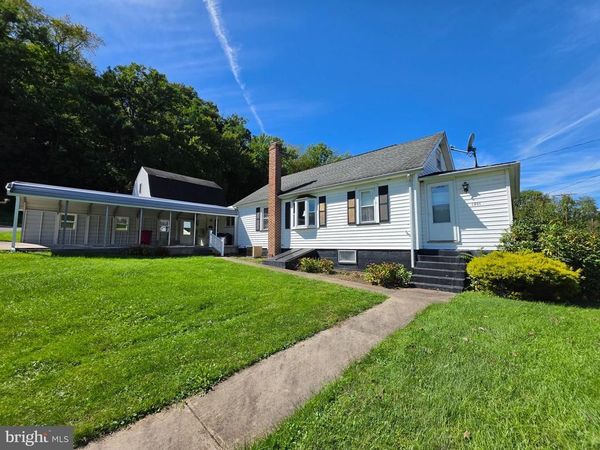 1201 MIFFLIN STREET , SAXTON, PA 16678