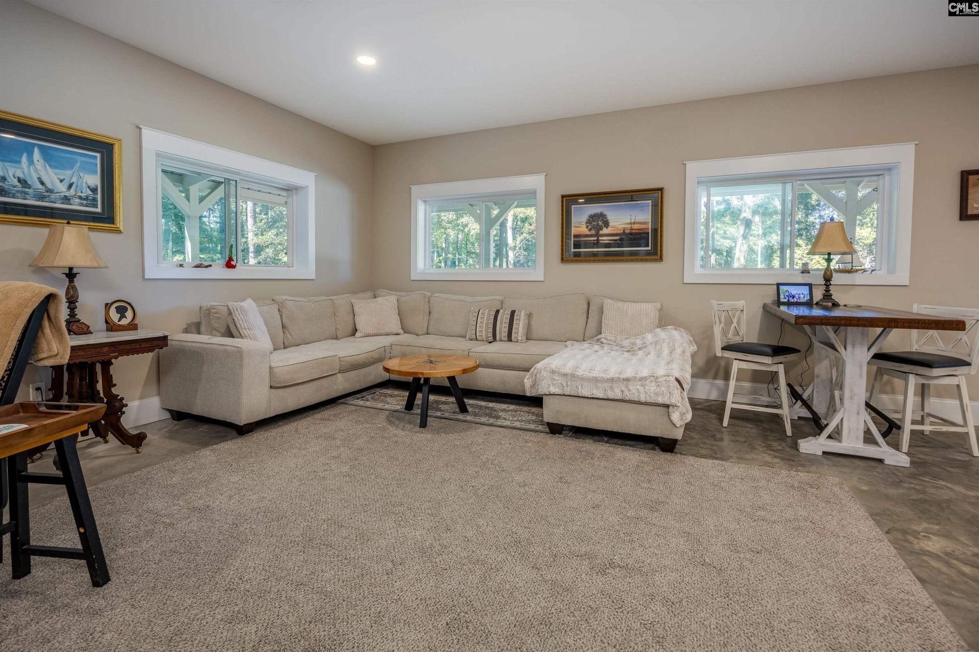 2468 N Lake Drive  Photo 13