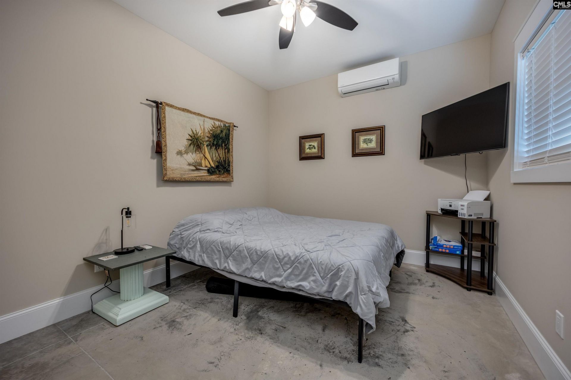 2468 N Lake Drive  Photo 19