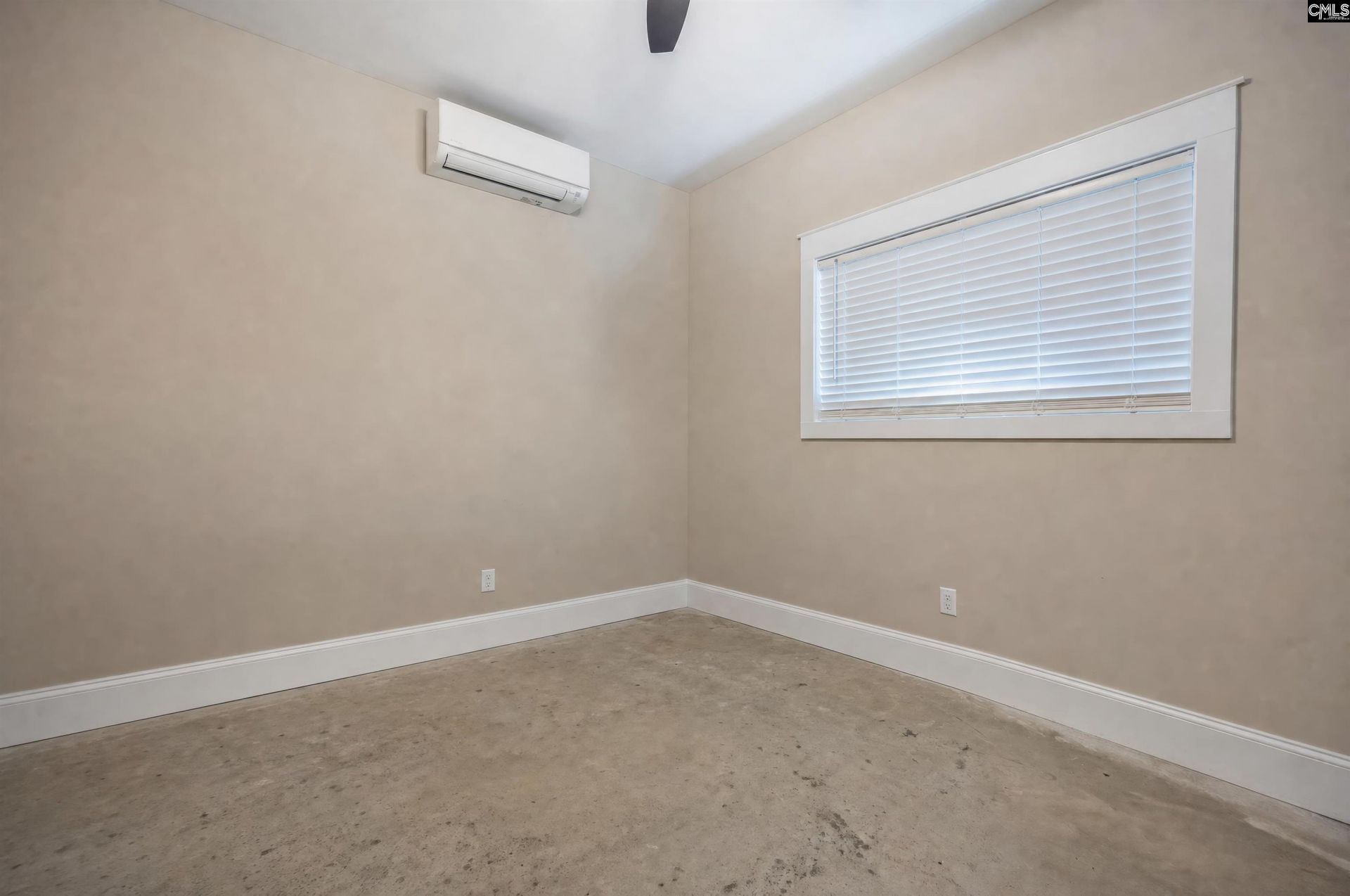 2468 N Lake Drive  Photo 36