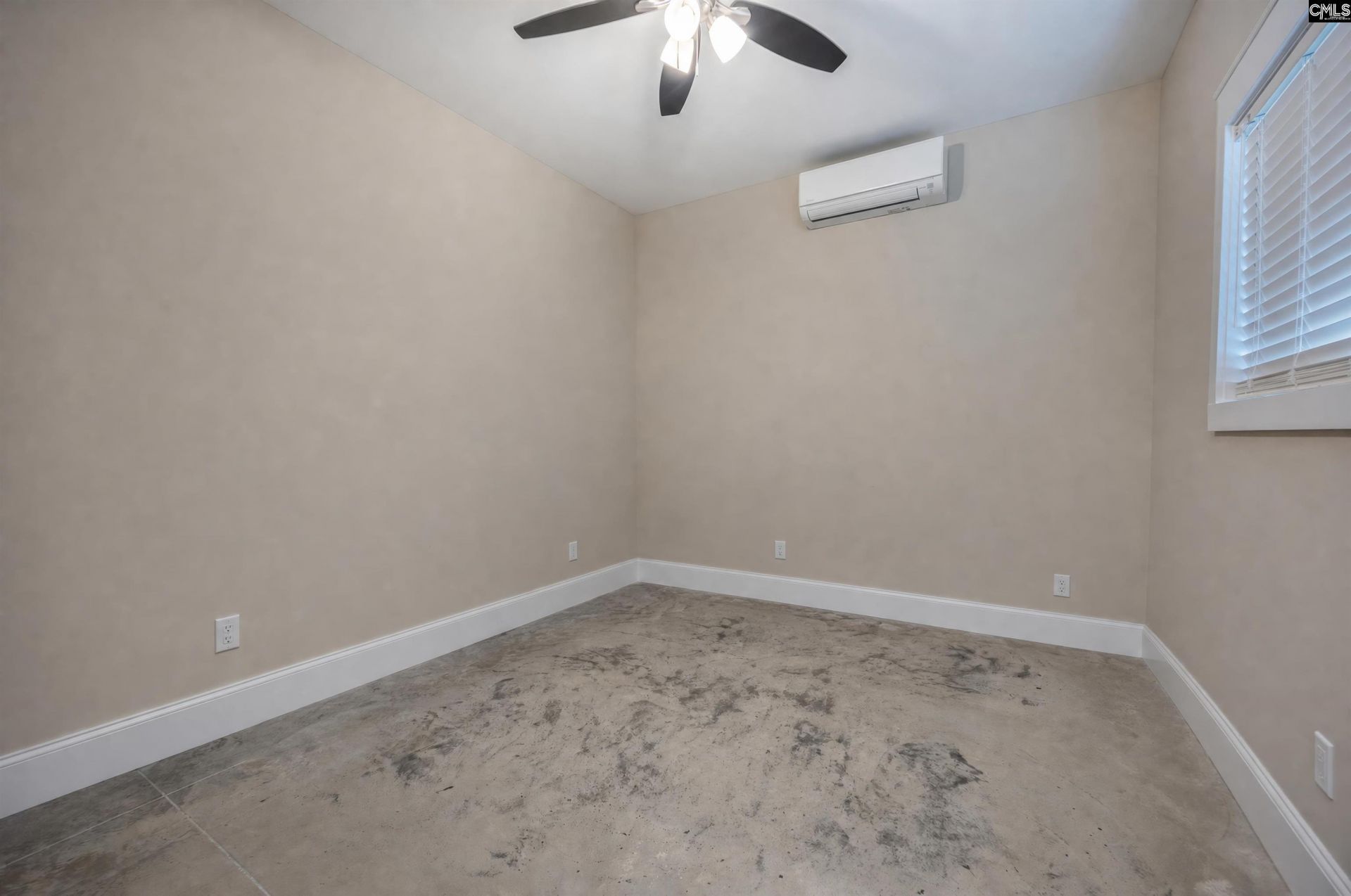 2468 N Lake Drive  Photo 37