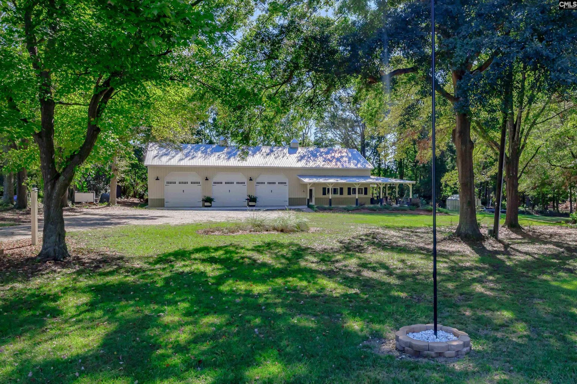 2468 N Lake Drive  Photo 4