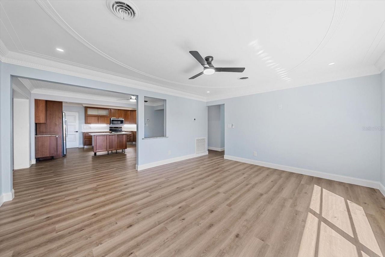 3372 Webber Street , Sarasota, FL 34239 Photo