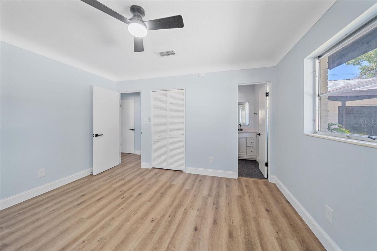 3372 Webber Street , Sarasota, FL 34239 Photo