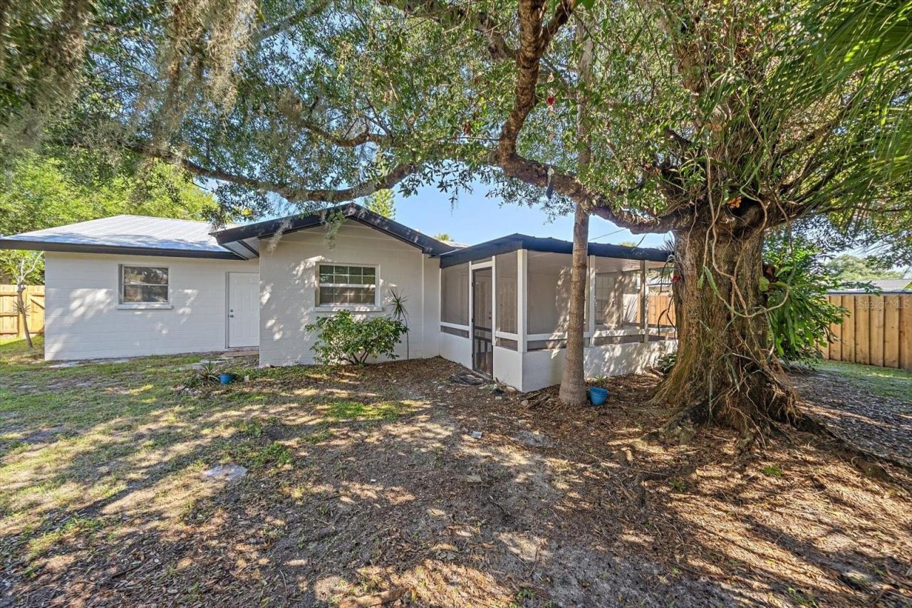3372 Webber Street , Sarasota, FL 34239 Photo
