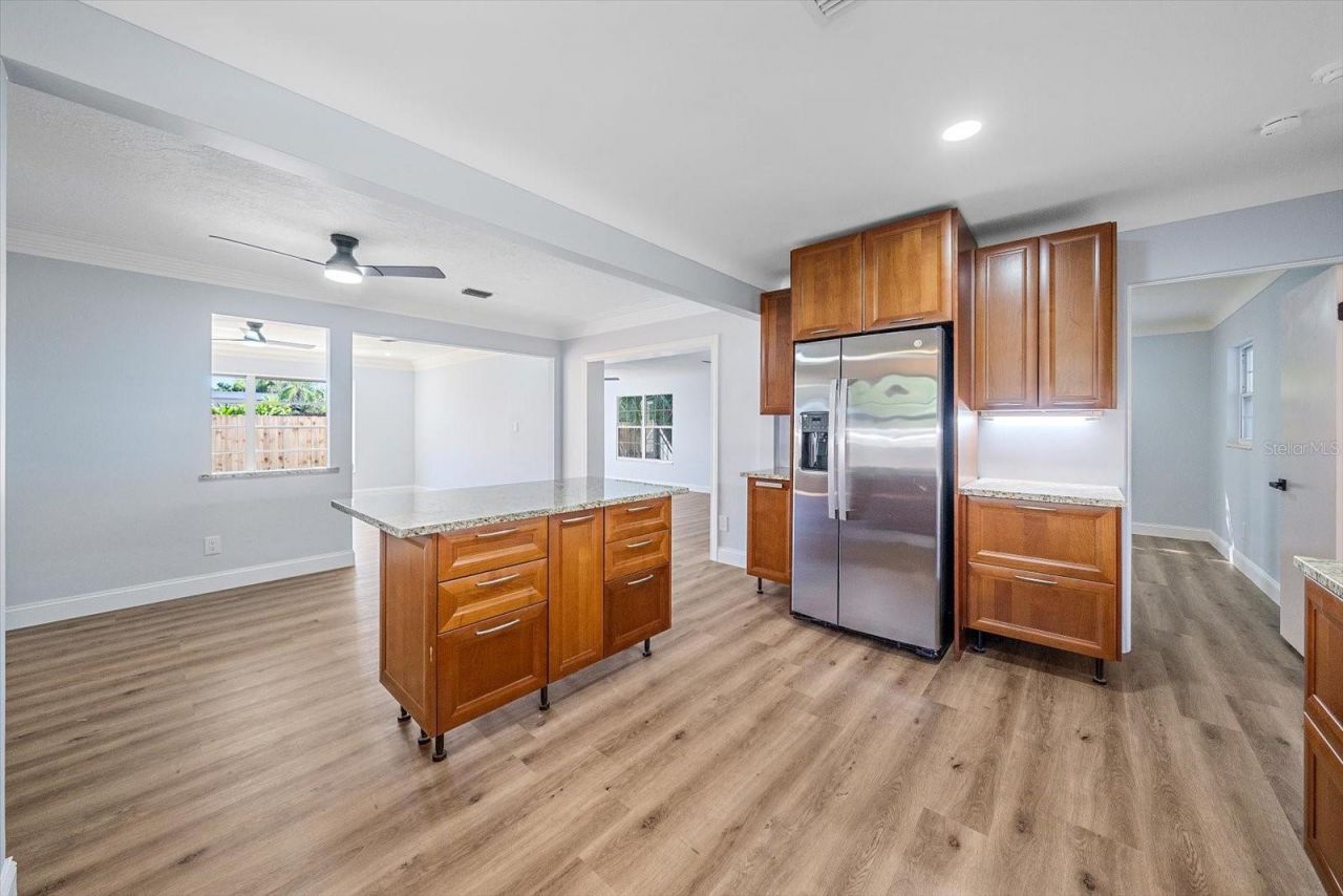 3372 Webber Street , Sarasota, FL 34239 Photo