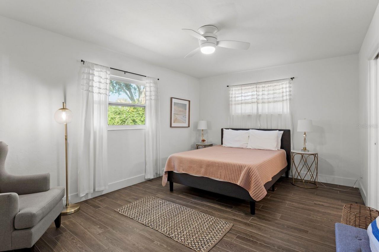 5706 8th Avenue Drive W, Bradenton, FL 34209 Photo