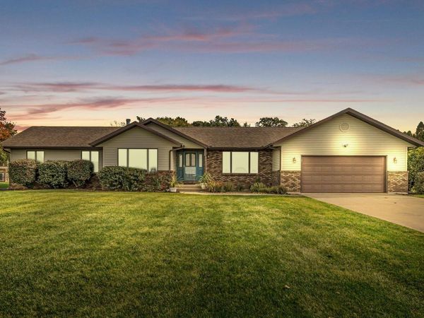 54420 Rose Road, South Bend, IN 46628