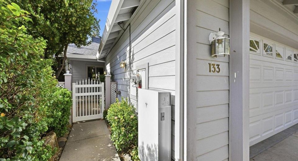 133 Windsor Ln, Grass Valley, CA 95949 Photo