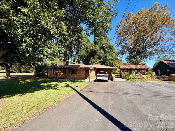 835 Holshouser Road , Rockwell, NC 28138
